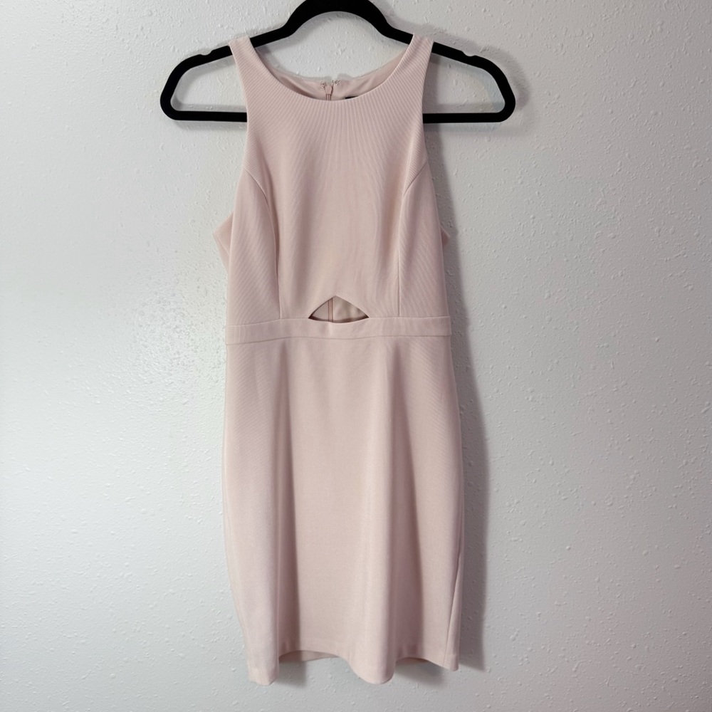 Elegant Blush Pink Sleeveless Dress GUESS‎ size 2